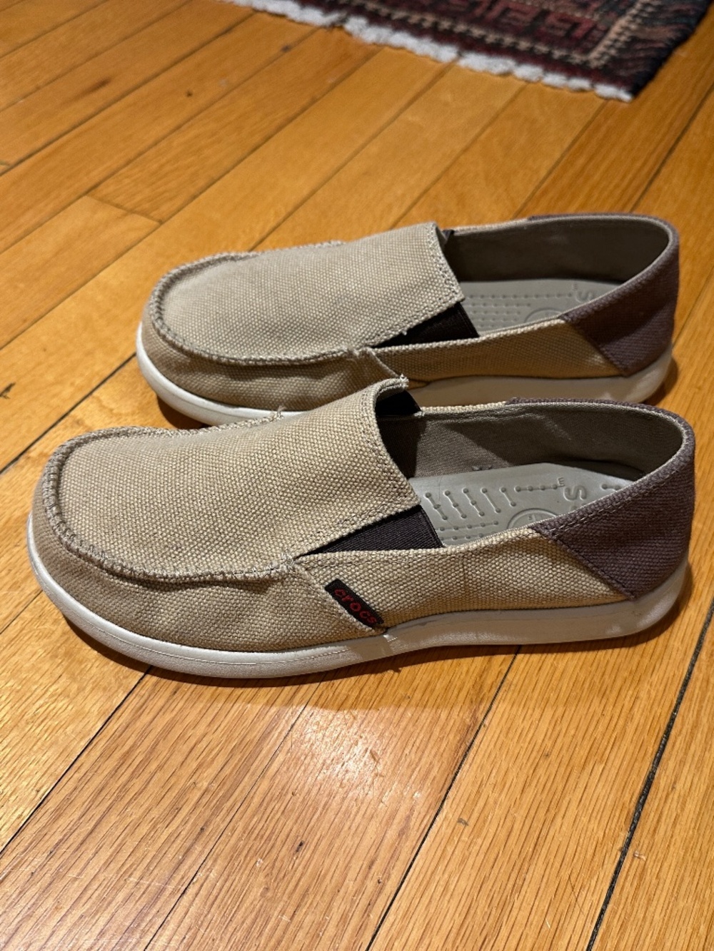 Crocs‎ Canvas Loafer Kids Youth US Size J5 Tan Brown Slip On